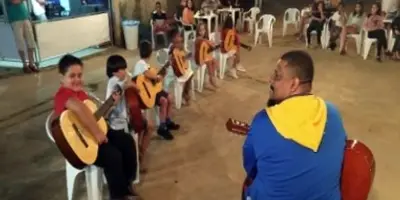 foto Oficinas violão